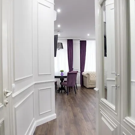 Апартаменти Luxury In Historical Center Of *